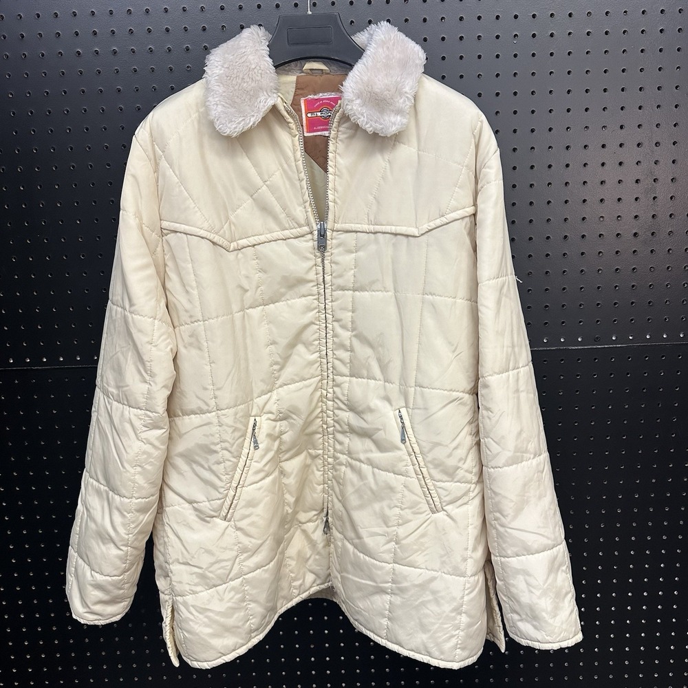 Vintage Ms.‎ Pioneer Ivory Jacket Made In USA